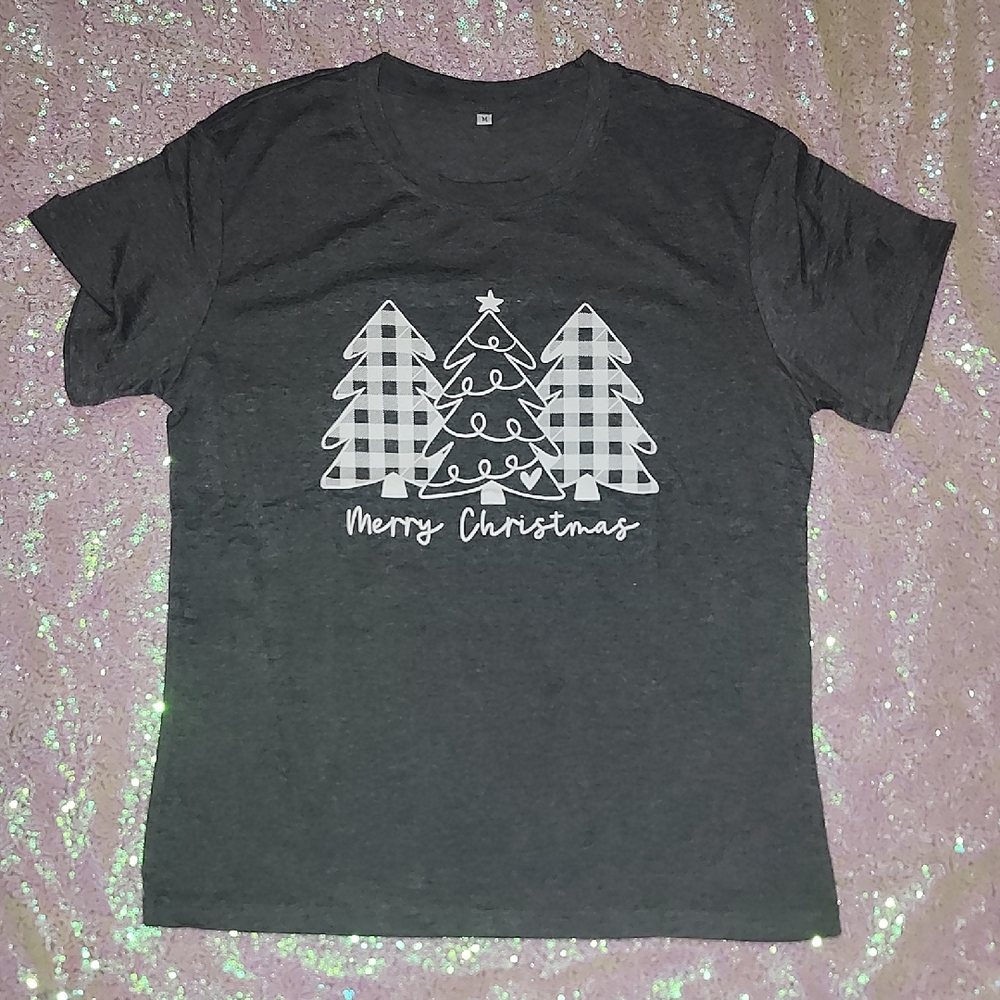 Merry Christmas Gray Christmas Tree Graphic T-Shirt Women's Small
